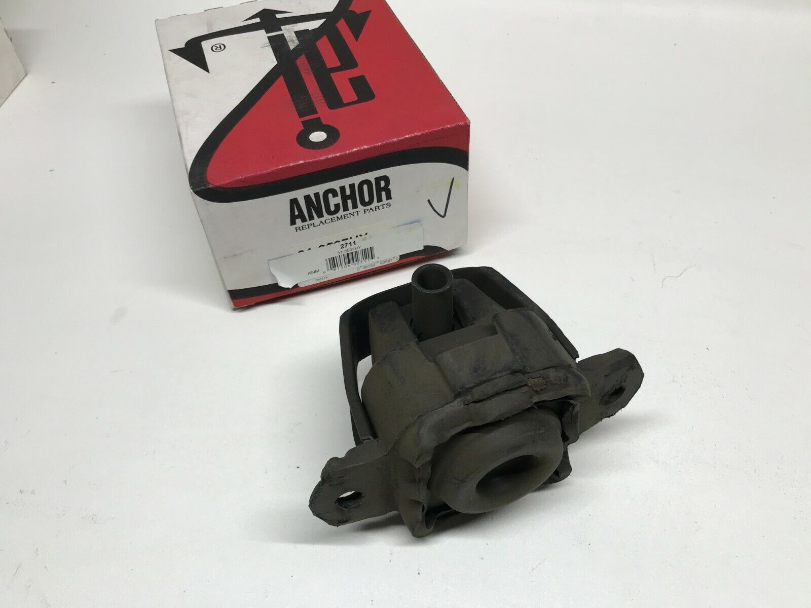 Engine Mount Front Right Anchor 2711 31-3597HY for Chrysler, Dodge, Plymouth - HotCarParts