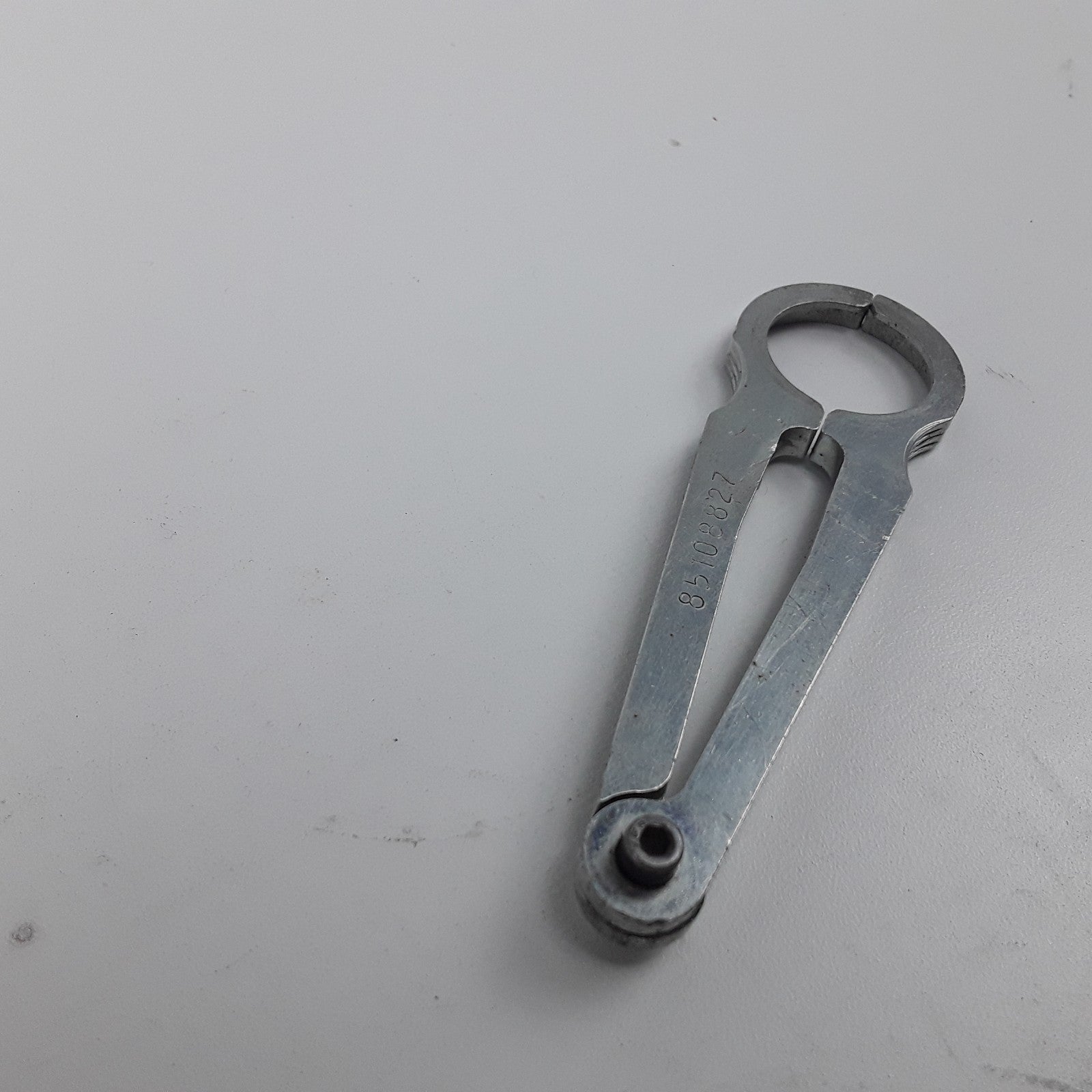 15mm Trans Cooler Line Release Tool 85108827 For Volvo VHD VN VNL VT Models