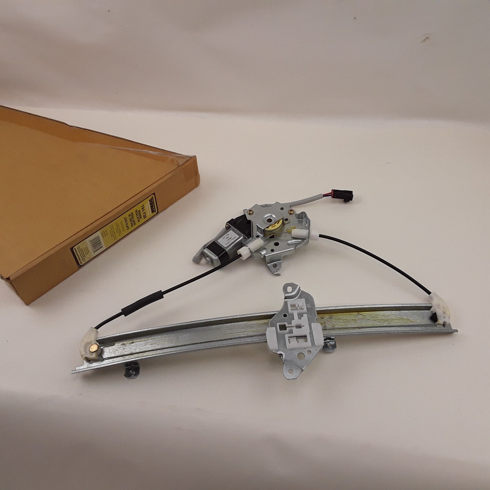 Front Right Power Window Motor & Regulator Assembly Fits Nissan Altima 1998-2001