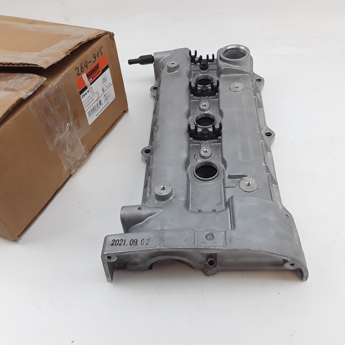 Left Engine Valve Cover Fits Kia Sportage Optima Hyundai Tucson Sonata 2004-2010