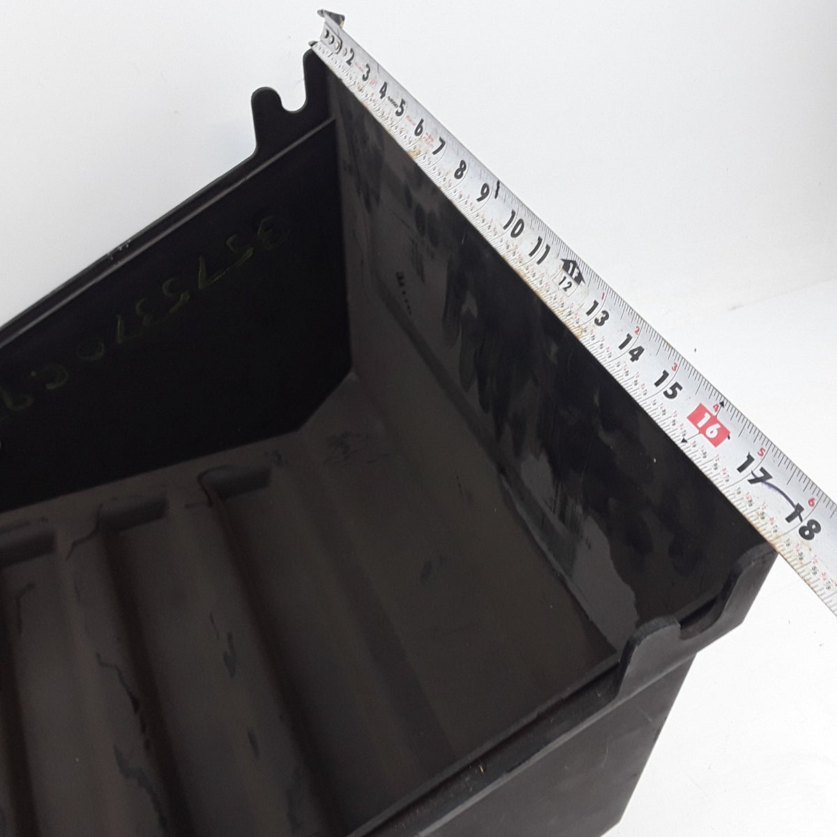 International 3575370C97 Battery Box Cover Fits International Navistar Trucks