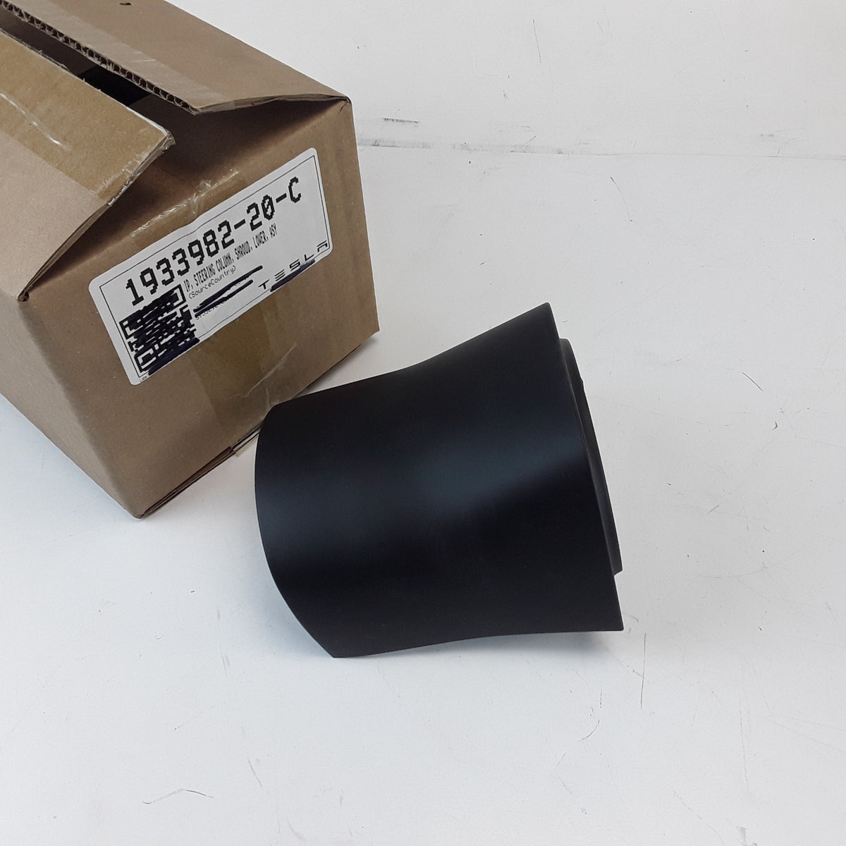 1933982-20-C Steering Column Lower Shroud For Tesla Model 3 2024 Genuine OEM New
