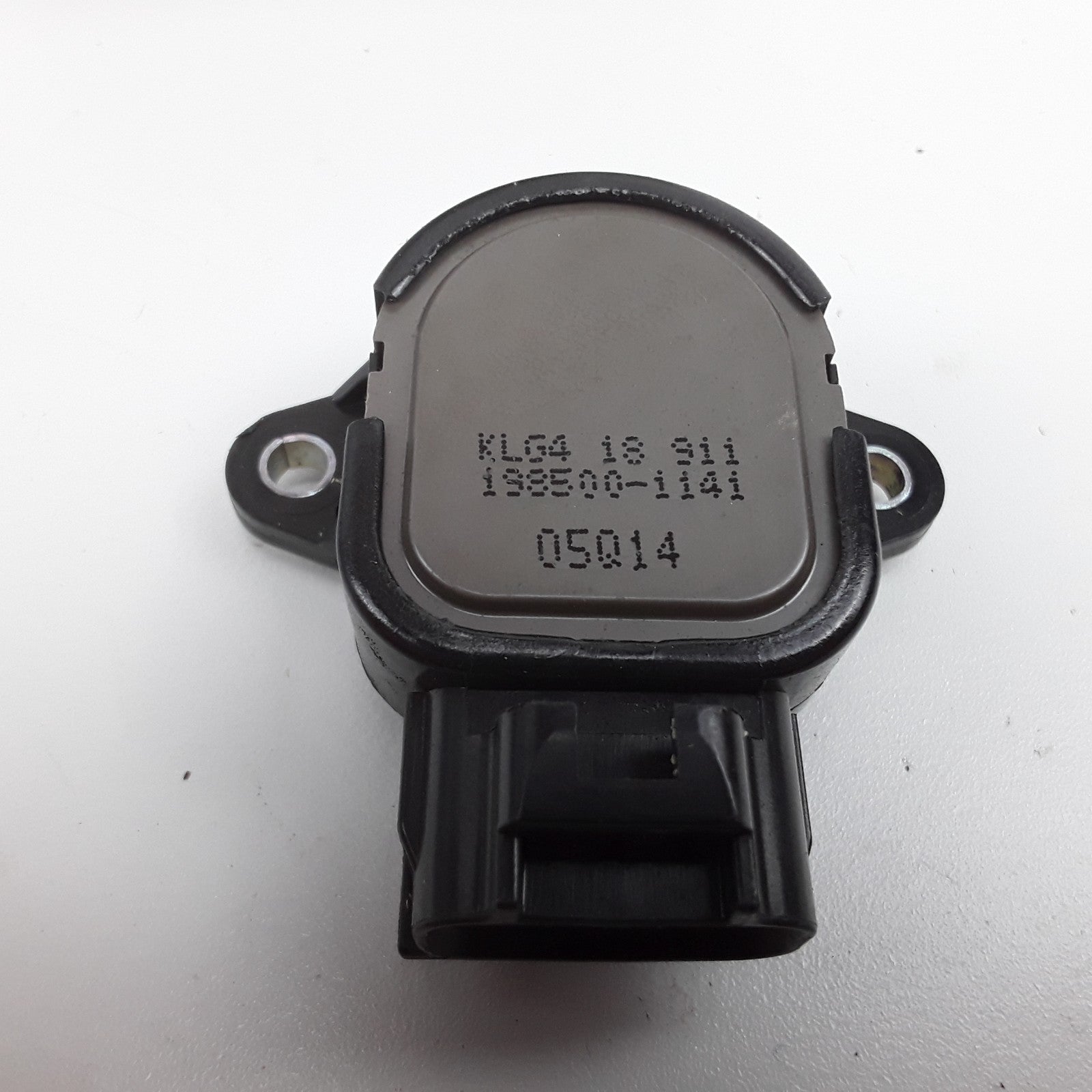 Throttle Position Sensor Fits Mazda 626 Millenia (1998 1999 2000 2001 2002)