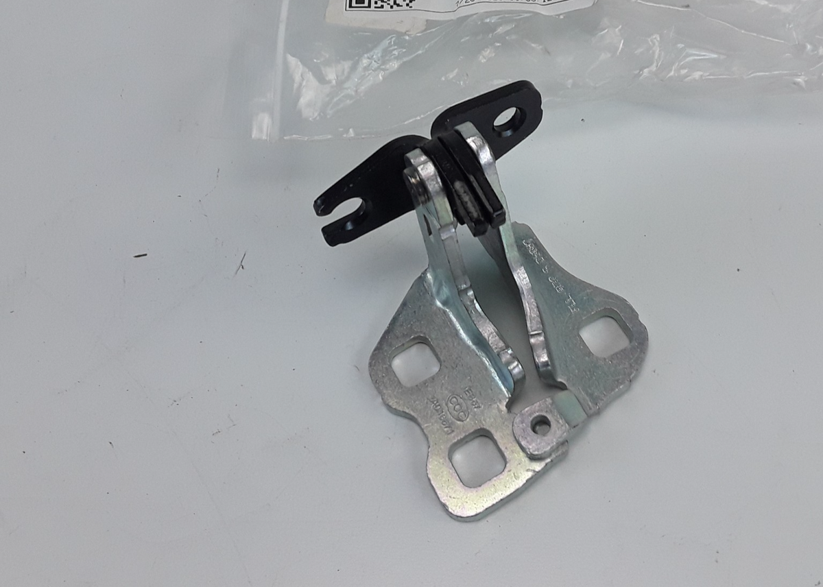 Tesla Model 3 2017-2023 LH Front Lower Door Hinge Assembly 1101037-00-G Genuine