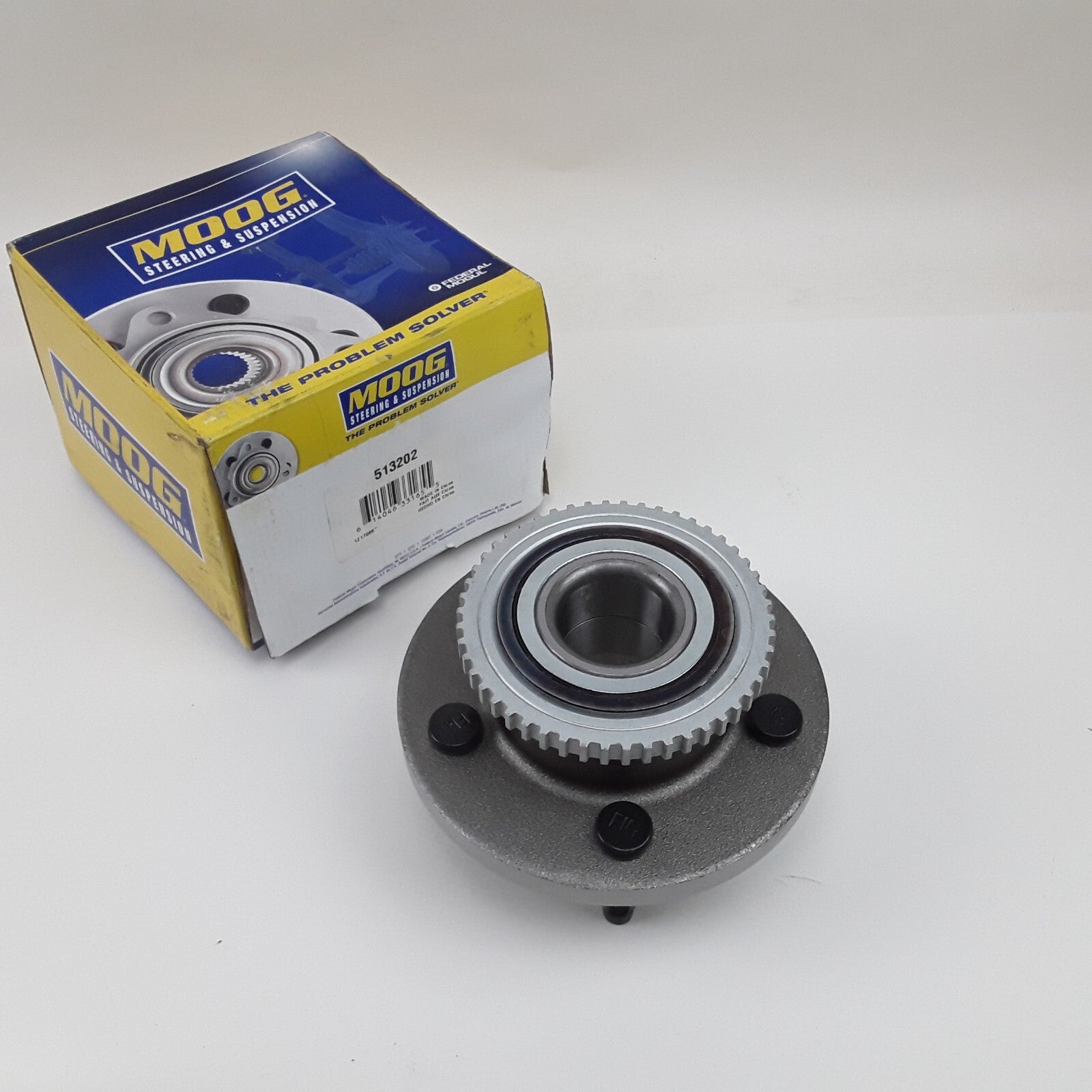 Front Wheel and Hub Fits Mercury Grand Marquis, Ford Crown Victoria 1997-2002