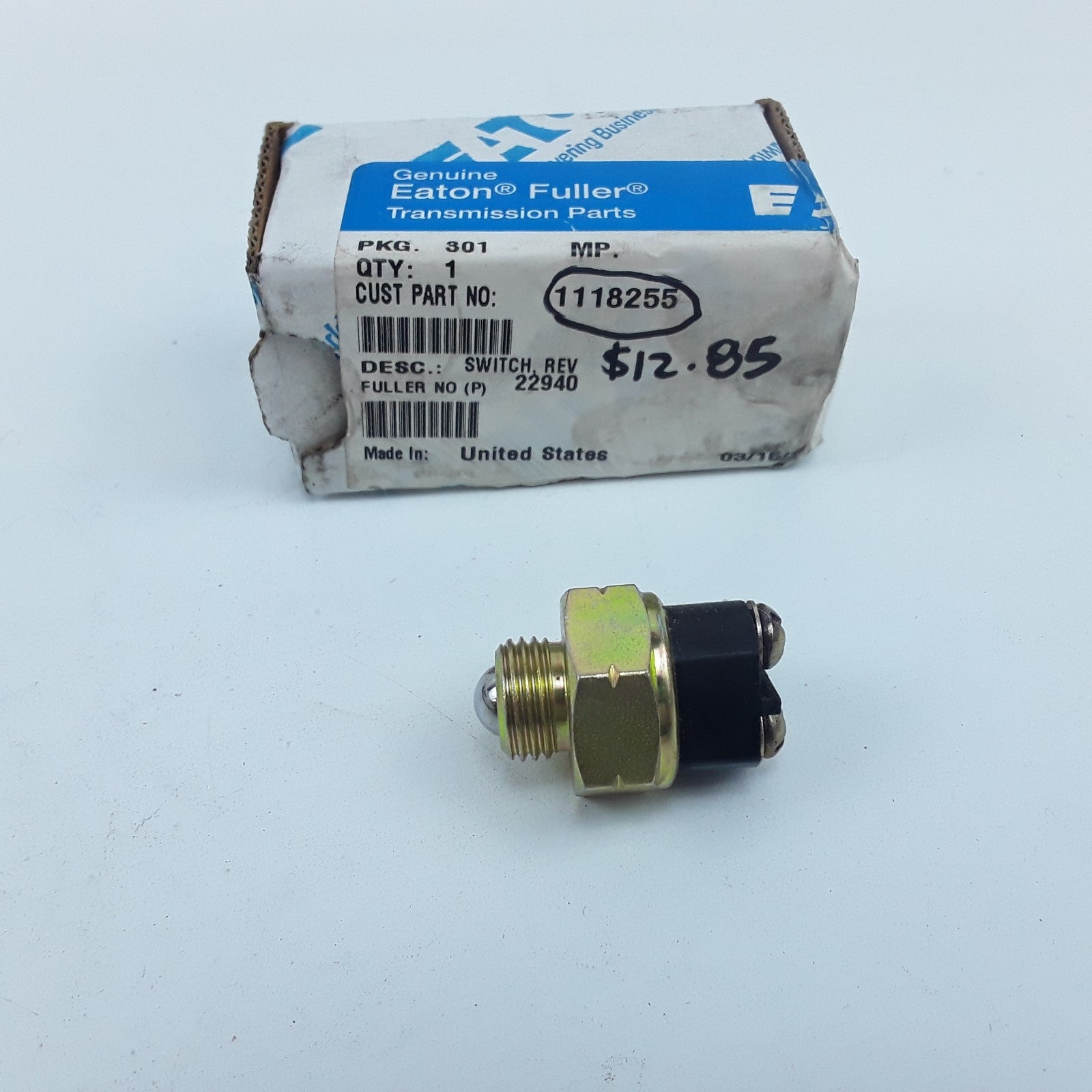 Eaton 1118255 Transmission Reverse Switch Assembly For Heavy Duty Trucks