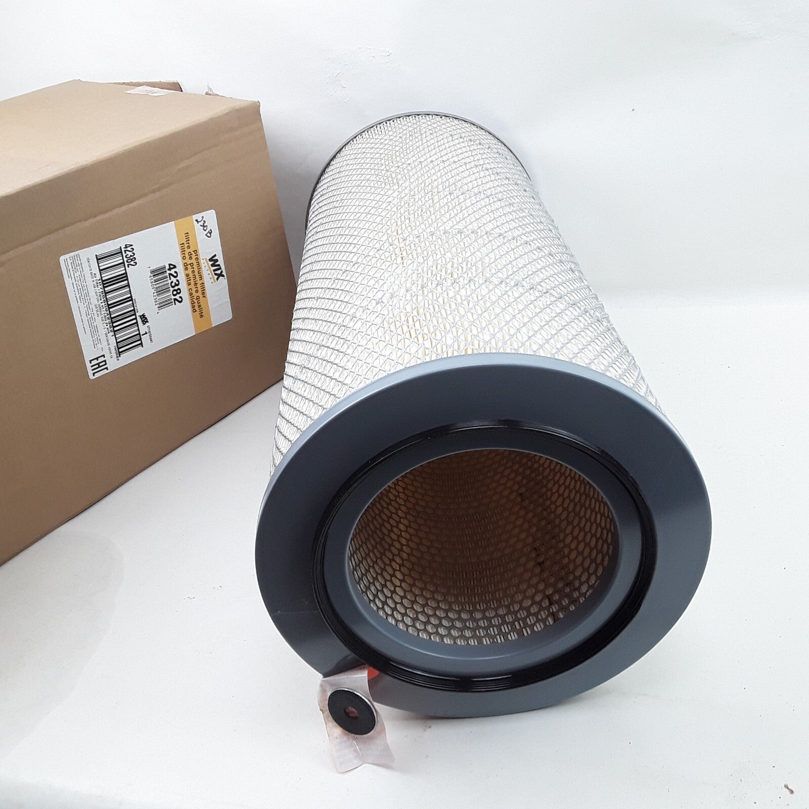Wix 42382 Heavy Duty Engine Air Filter Element for Trucks & Industrial Equipment