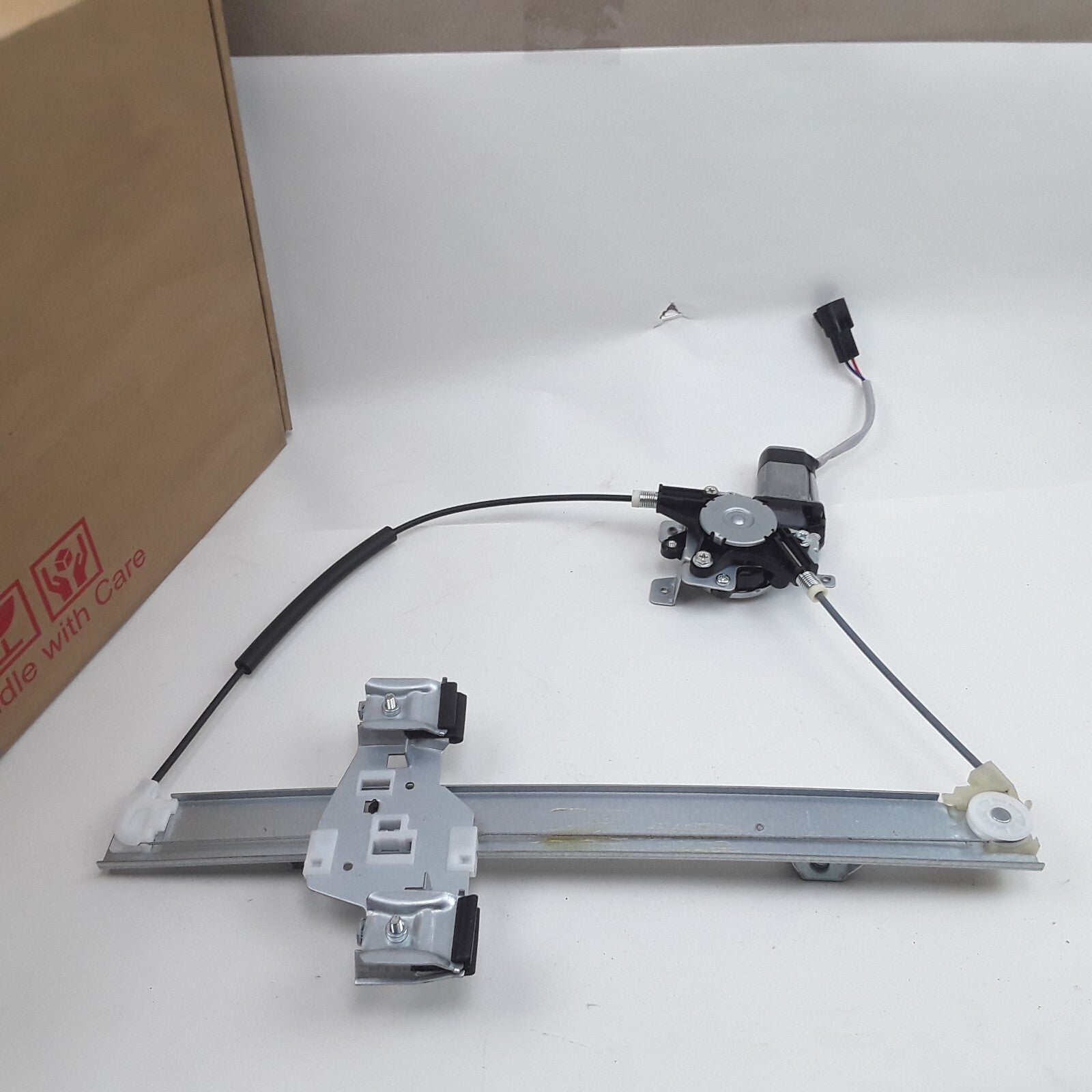 Rear Left Power Window Motor and Regulator Assembly Fits Hummer H2 (2003-2009)
