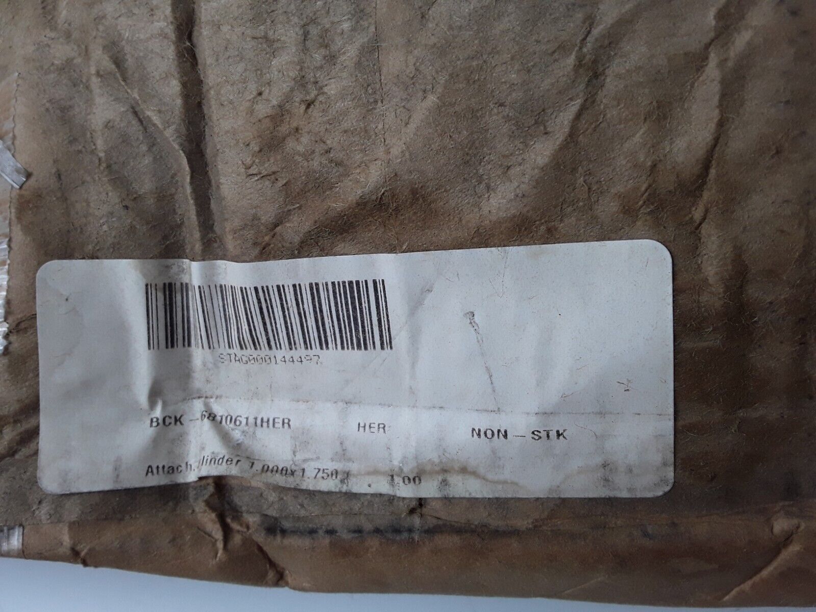 BCK-6810611 For Bobcat Attachment Quick Tach Cylinder 6805158, 6810125, 7175388 - HotCarParts
