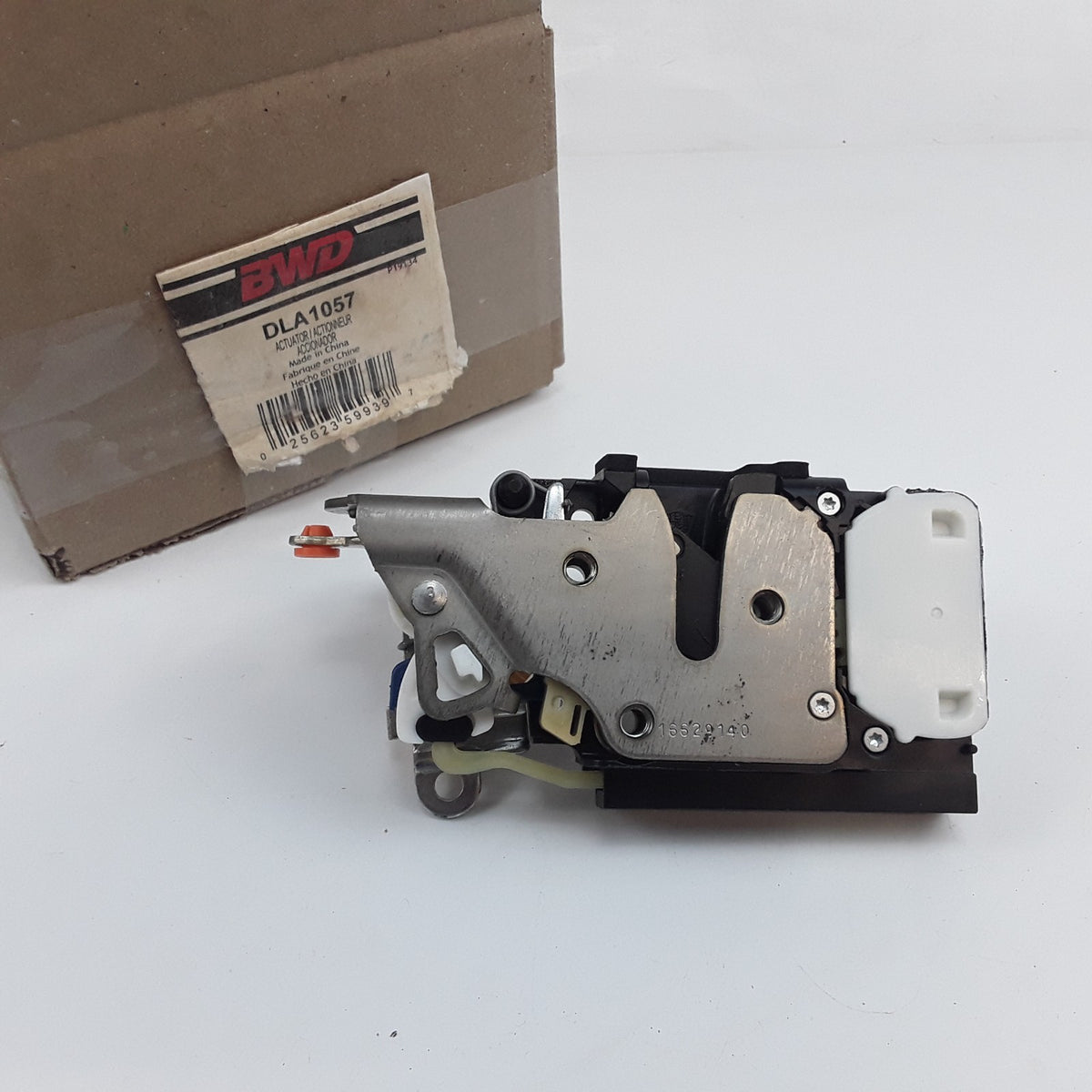 Front Right Door Lock Actuator For GMC Oldsmobile Buick Saab Chevrolet 2002-2009
