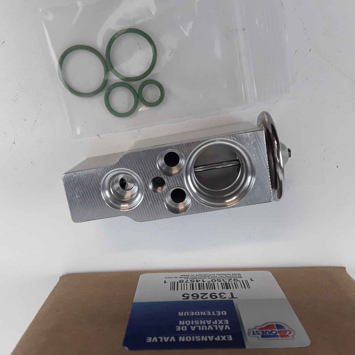 Carquest T39265 A/C Expansion Valve Assembly Fits Volvo XC90 (2008, 2010)