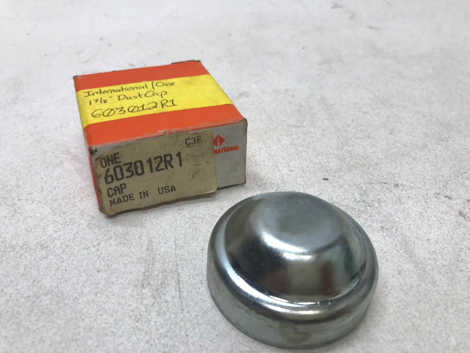 GENUINE INTERNATIONAL OEM 603012R1 CAP DUST CAP Bearing Cover - HotCarParts