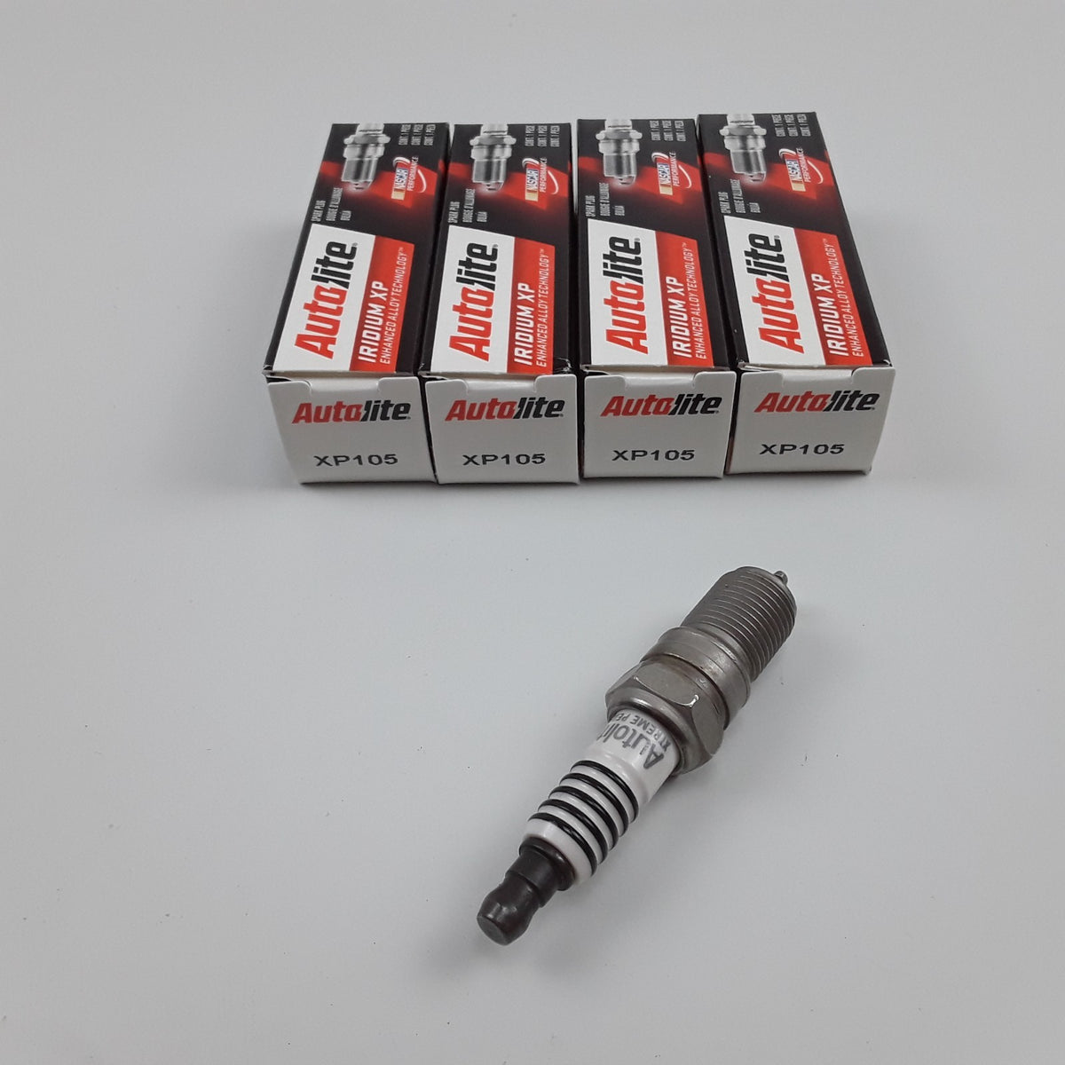 Spark Plug XP105 Fits Chevrolet Silverado 1500 1999 Ford Aerostar 1990-1994