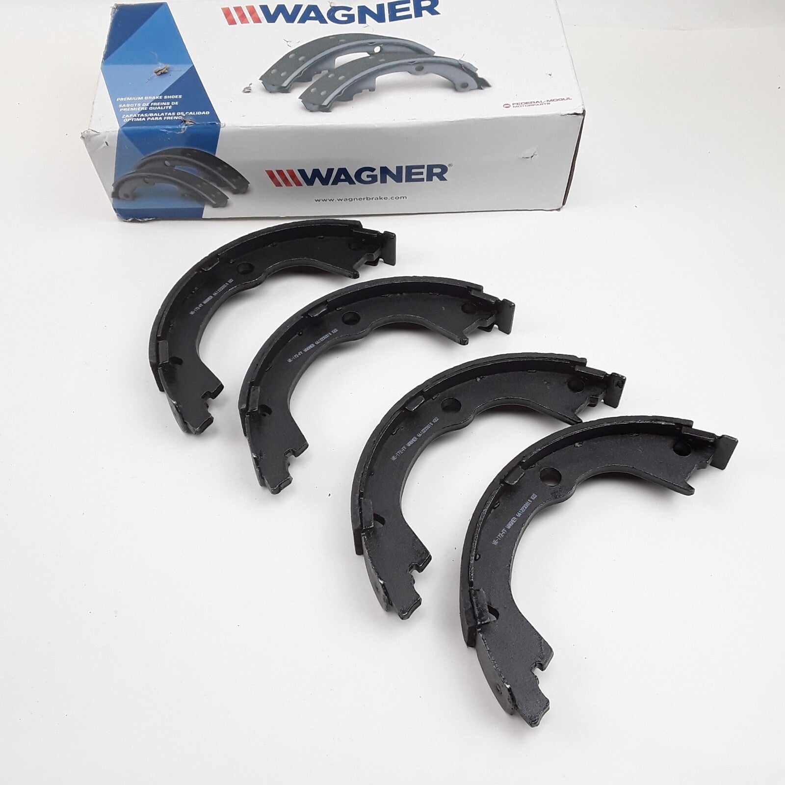 Parking Brake Shoe Fits Chevrolet Captiva Sport 2013-2015 GMC Terrain 2011-2017