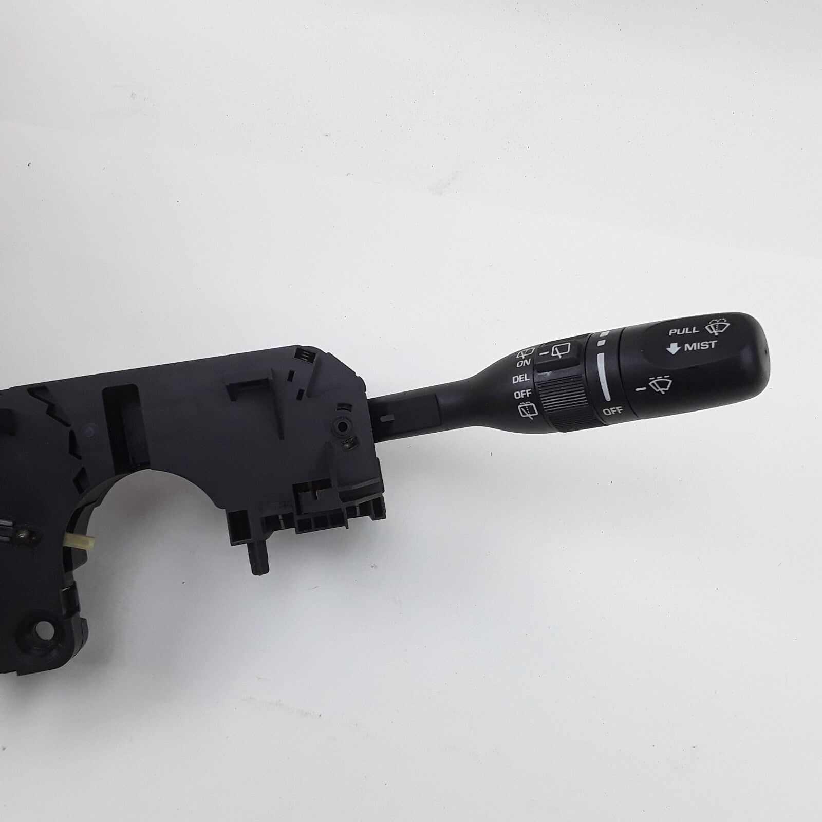 BWD S14393 Multi Function Column Switch Fits Jeep Liberty (2002 2003 2004-2007)