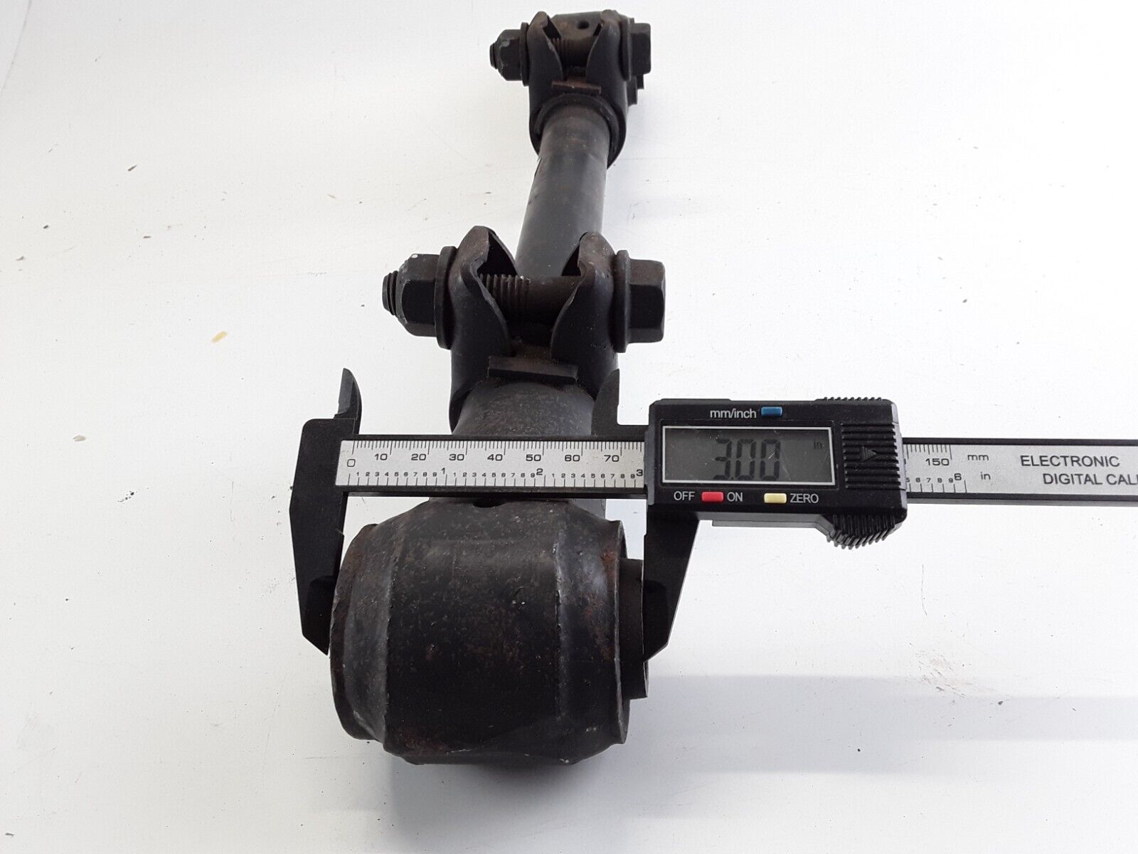 For Euclid E4824 E-4824 Adjustable Torque Arm With Bushings 16398-04 - HotCarParts
