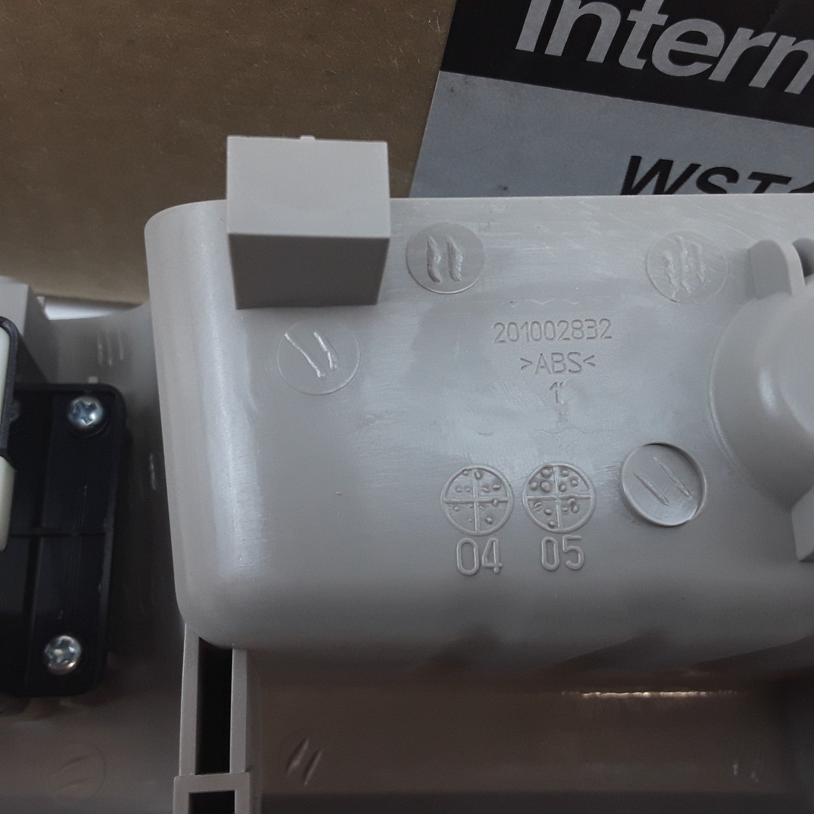 Intermotor WST1407 Power Window Switch Fits Hyundai Sonata (2006 2007 2008)