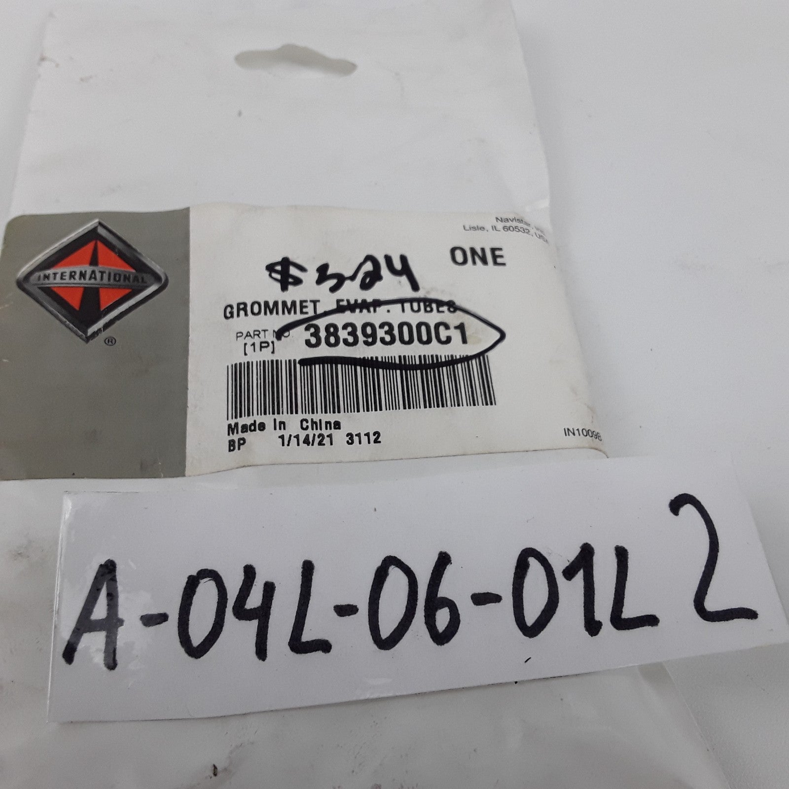 OEM International 3839300C1 Grommet Dash Evap Tubes For Navistar Trucks