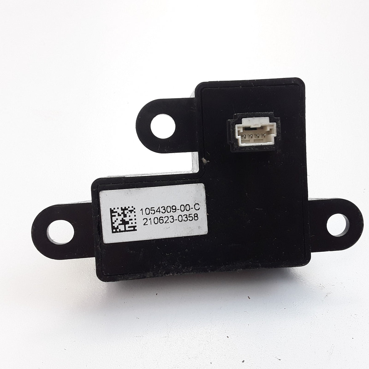 1054309-00-C Right Hand 2nd Row Seat Switch For Tesla Model X 2015-2025 OEM New