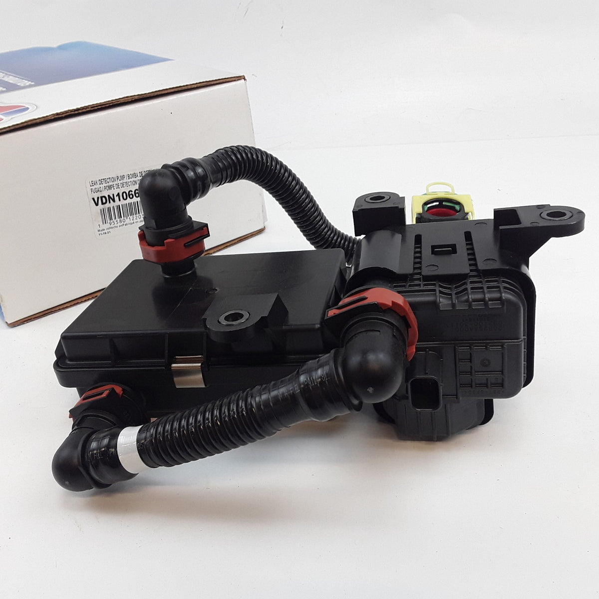 Carquest VDN1066 Fuel Vapor Leak Detection Pump Fits Subaru Forester (2011-2014)