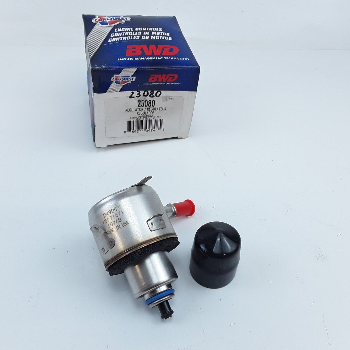 Fuel Pressure Regulator For Chrysler Neon Dodge SX 2.0 Neon 2001 2002-2004 2005