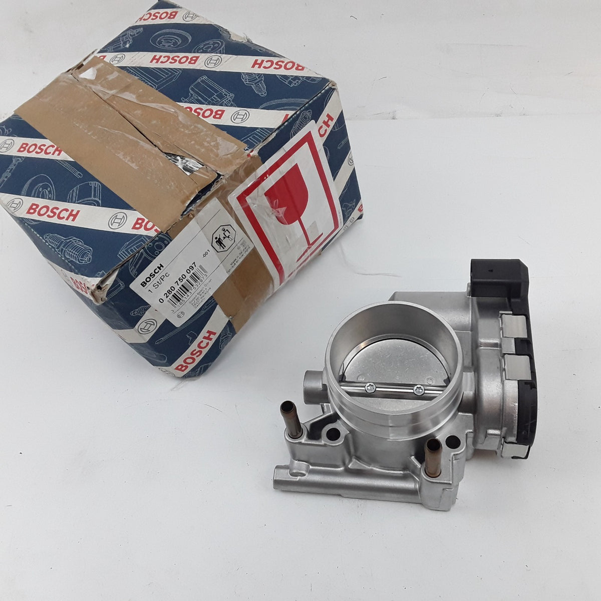 Fuel Injection Throttle Body Fits Volkswagen R32 Jetta Golf 1999 2000 2001-2005