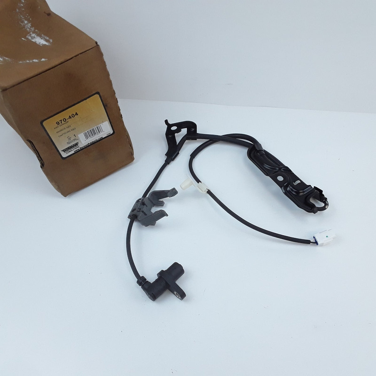 Front Right ABS Speed Sensor For Lexus ES350 ES330 Toyota Avalon Camry 2002-2012