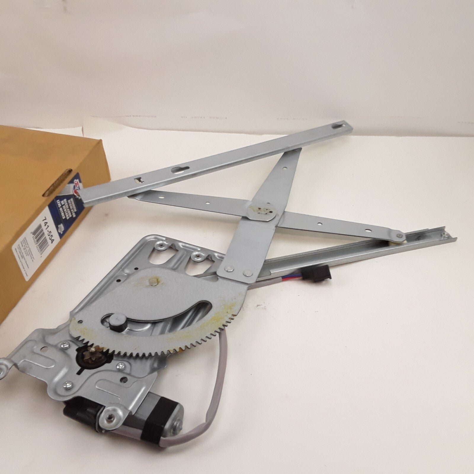 Front Left Window Regulator & Motor Fits Dodge Intrepid Chrysler 300M 1998-2004