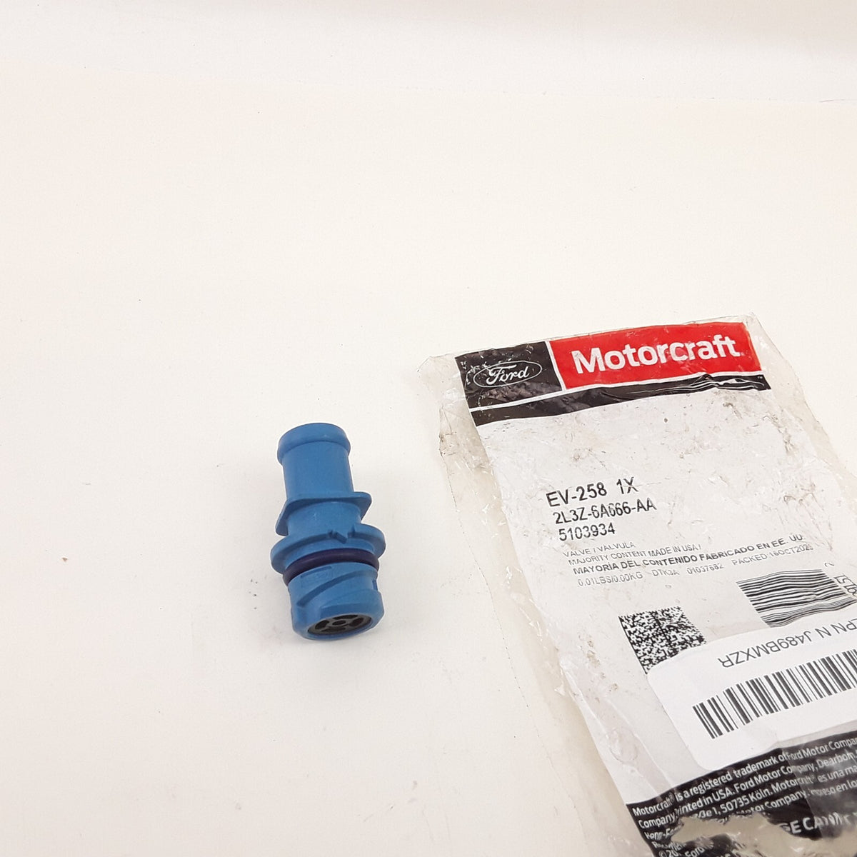 PCV Valve Fits Lincoln Town Car 2003 2004 2005 Ford Crown Victoria 2003-2004