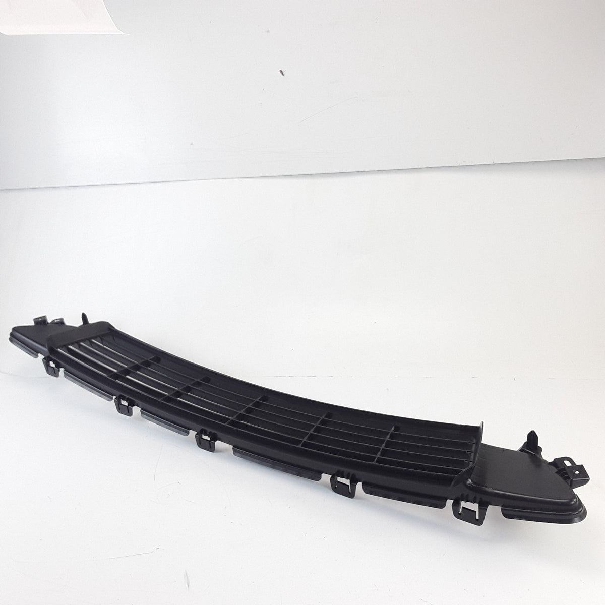 For Tesla Model S 2021-2024 Plaid Front Grille Bumper Center Cover 1564699-00-B