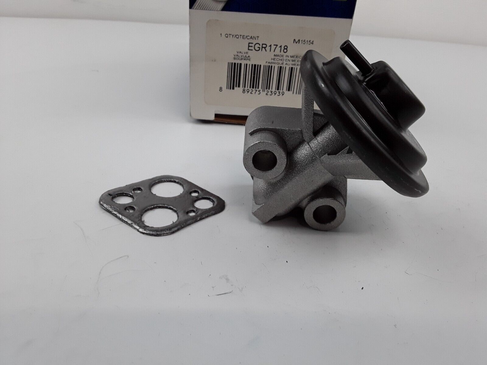 Exhaust Gas Recirculation EGR Valve For Magentis ,Optima ,Santa Fe ,Sonata - HotCarParts