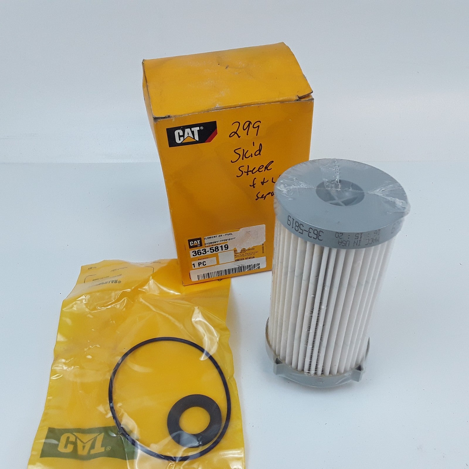 Cat Caterpillar 363-5819 Standard Efficiency Fuel Water Separator Heavy Duty