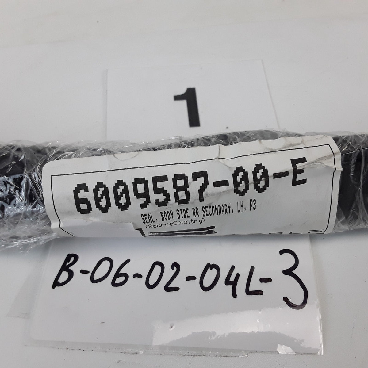 For Tesla Model S Rear Secondary Door Panel Seal Left Side 6009587-00-E