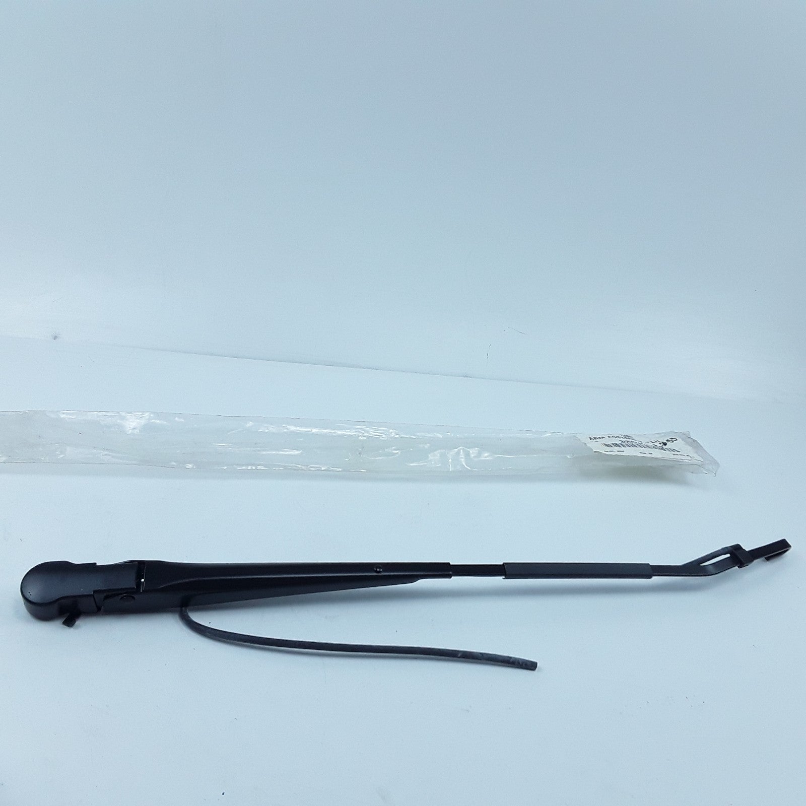 OEM International Front Wiper Arm RH613 LT 7400 IC Corporation 3200 2002-2025