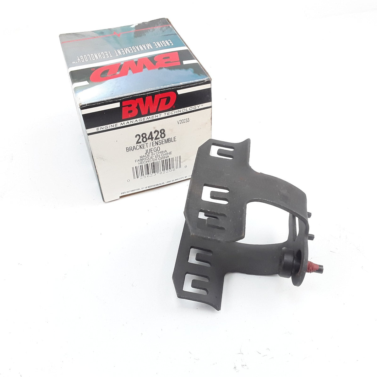 Fuel Injector Retaining Bracket For Chevrolet GMC Isuzu 1996 1997 1998 1999-2002