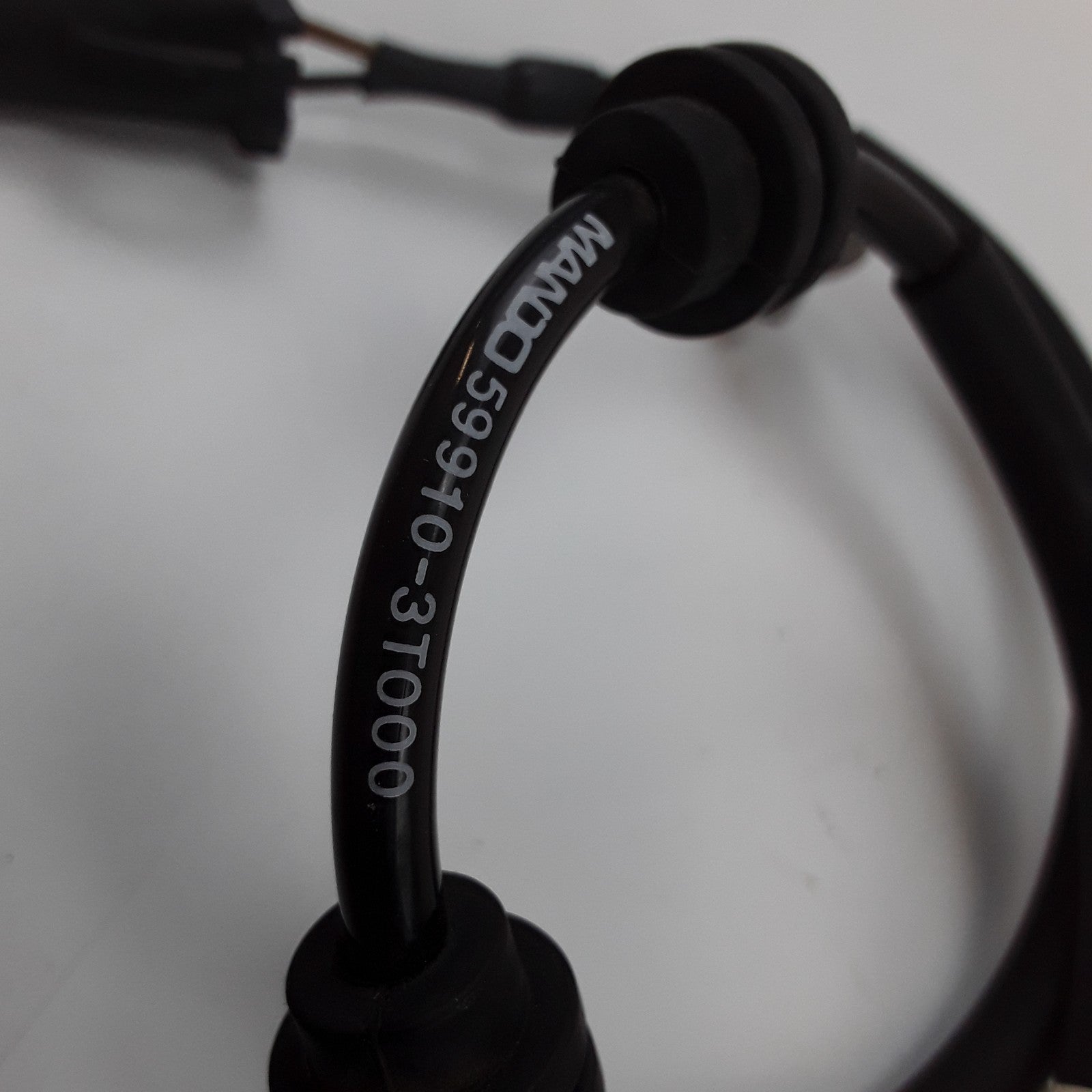 Rear Left Wheel ABS Speed Sensor Assembly Fits Hyundai Equus (2014 2015 2016)