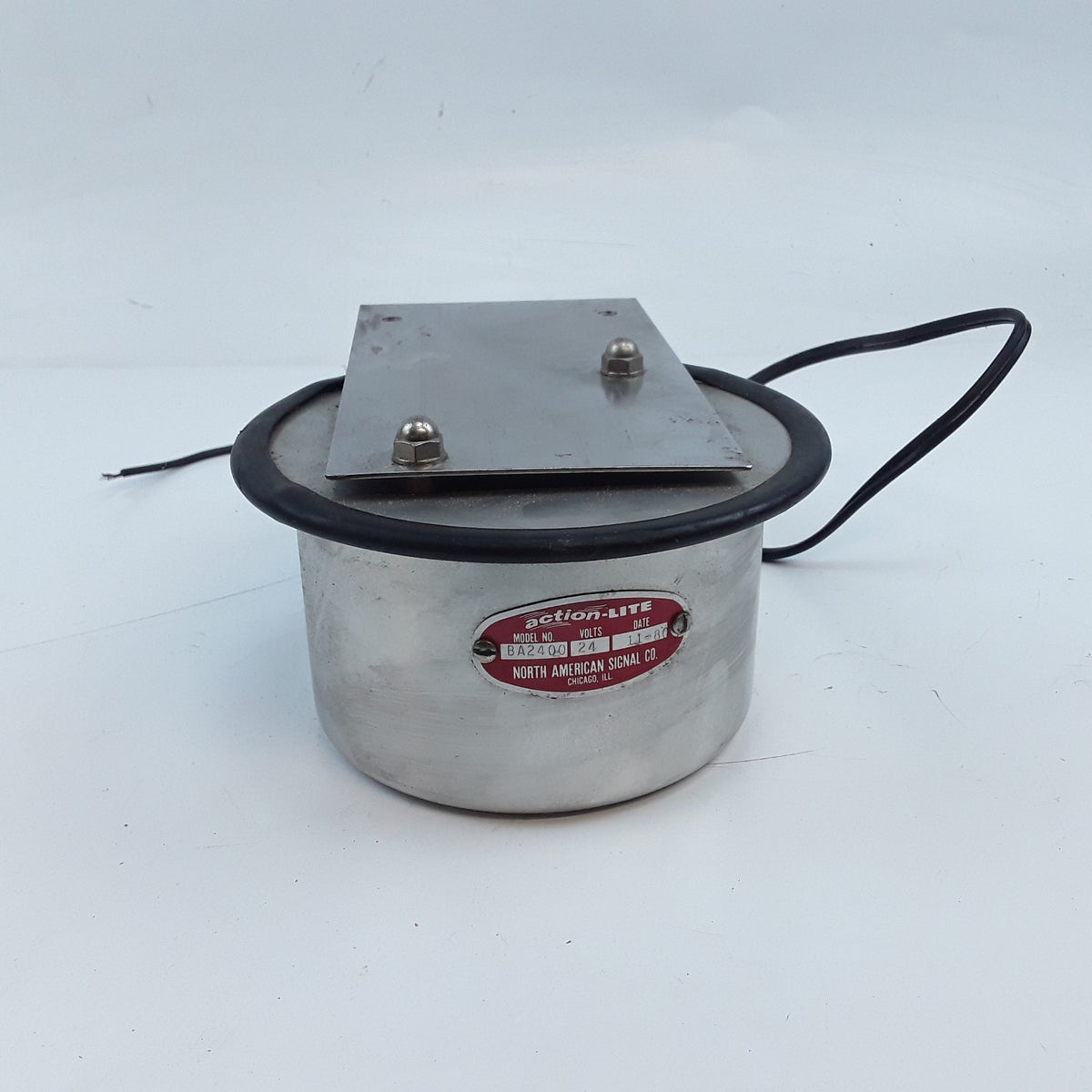 Action-Lite BA2400 Emergency Warning Beacon 24 Volts Universal Use