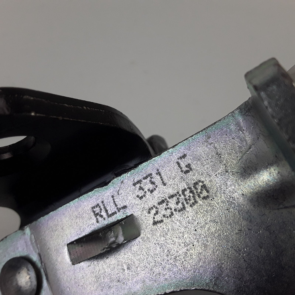 Model 3 2017-2023 LH Rear Lower Door Hinge 1091331-00-G Genuine OEM
