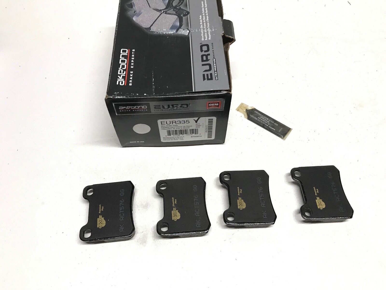 Disc Brake Pad Set-2.8 Rear Akebono EUR335 260E, 300CE, 300D, 300E, C220, C280, - HotCarParts