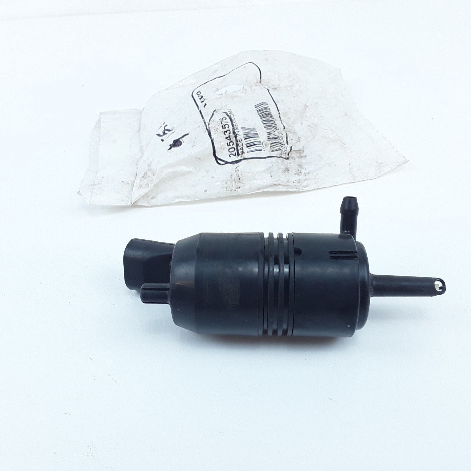Genuine Volvo Windshield Washer Pump Fits VHD 2004 2005 2006 2007 2008 2009-2012