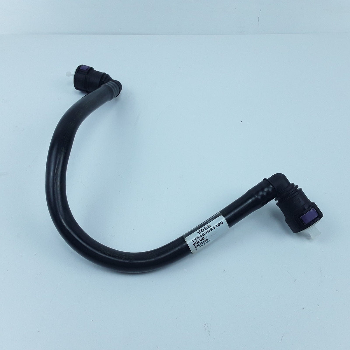 Genuine Transmission Differential Oil Cooler Pipe 22585398 For Volvo VNL Series