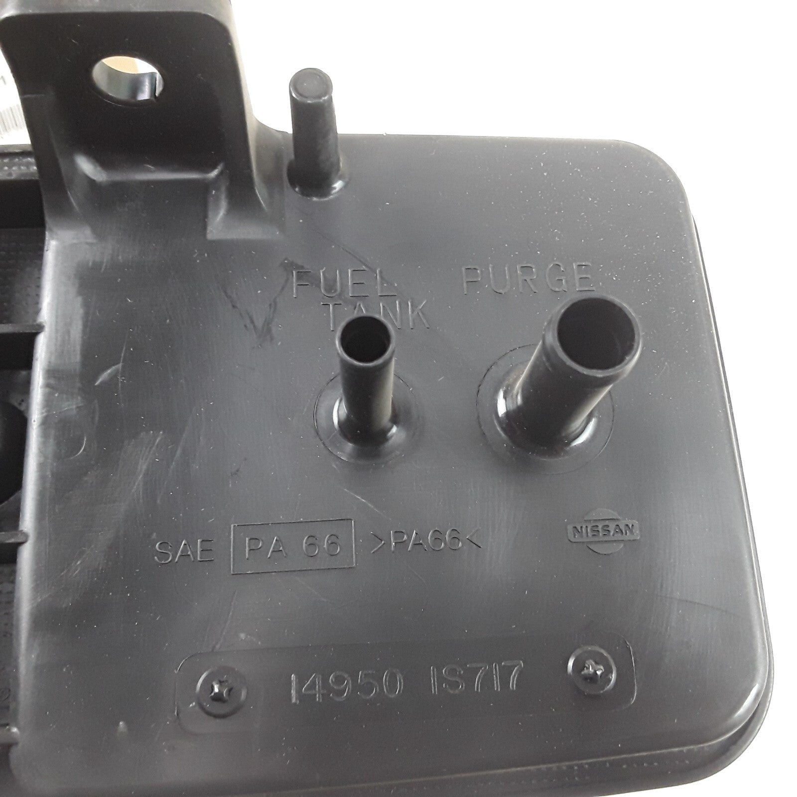 Fuel Vapor Canister Fits Nissan Pickup 1996-1997 Pathfinder 1997 240SX 1996