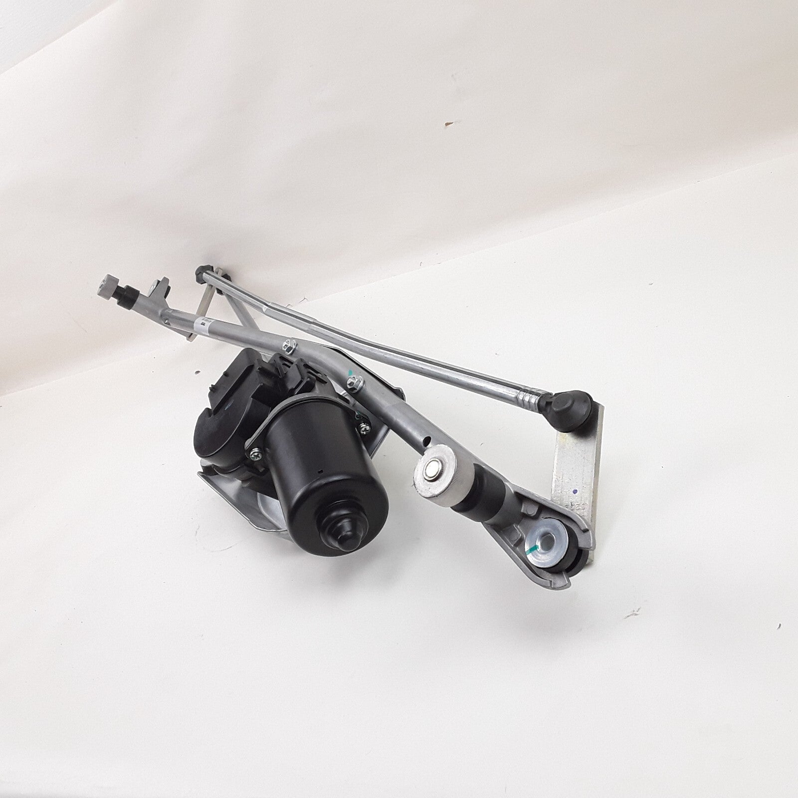 Windshield Wiper Motor and Linkage Fits Lincoln Aviator,Ford Aviator,Mountaineer