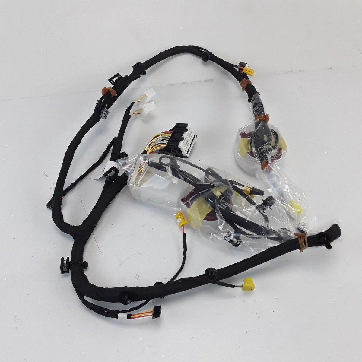 RWD Penthouse Wiring Harness For Tesla Model 3 1732579-01-A