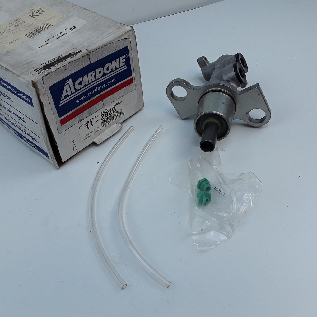 Brake Master Cylinder Fits Volkswagen Passat Audi A4 Quattro 1999 2000 2001