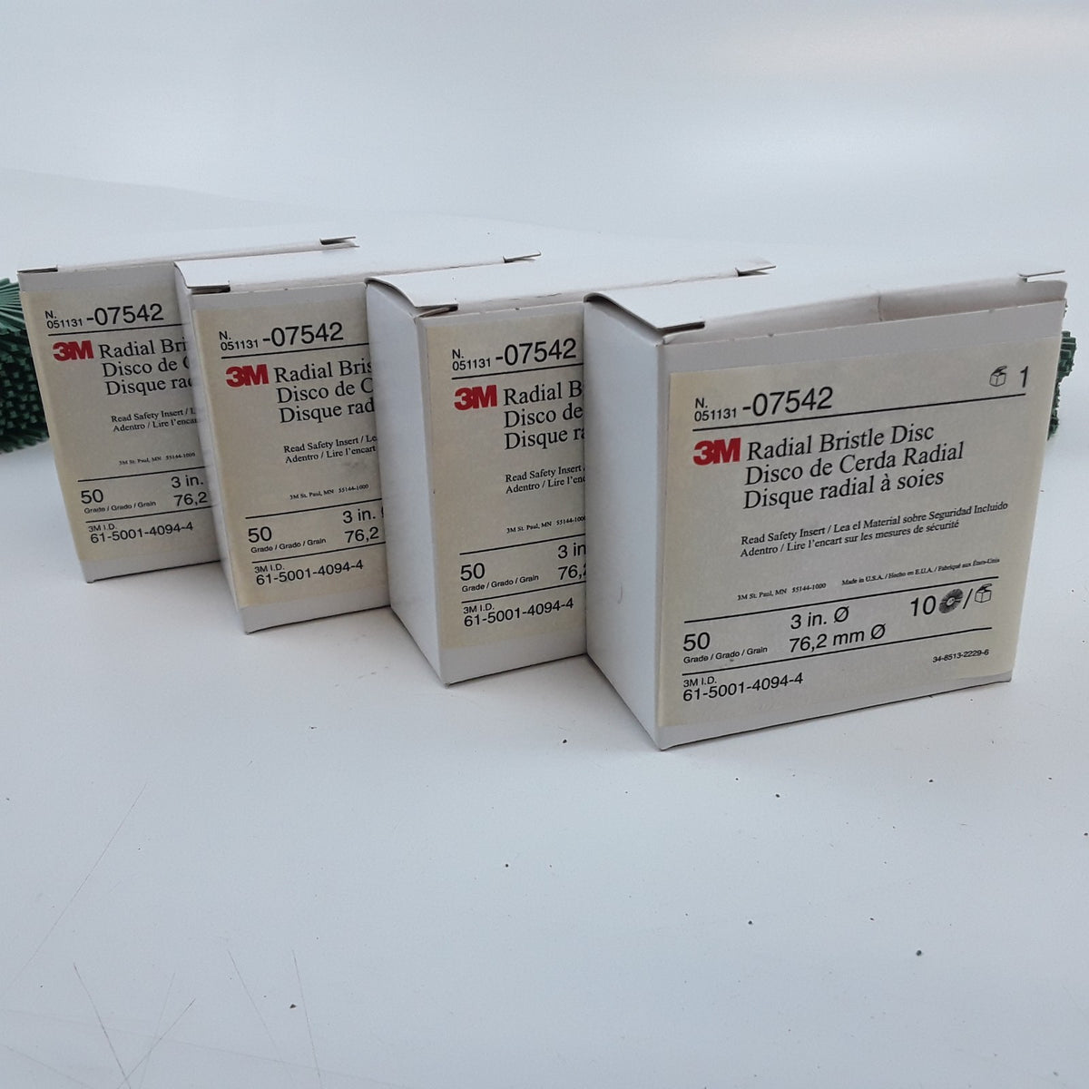 3M 07542 Discs Radial Bristle 50 Grade Size 3 in 76.2mm Set of 40 pcs