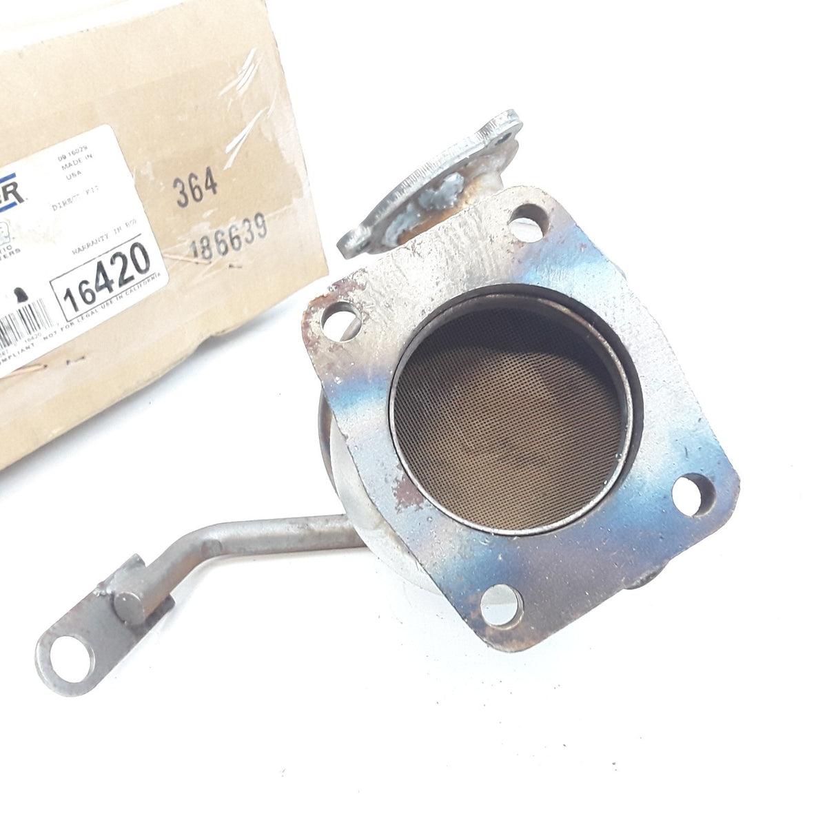 Catalytic Converter For Volvo V40 S40 2000 2001 2002 2003 2004 1.9L
