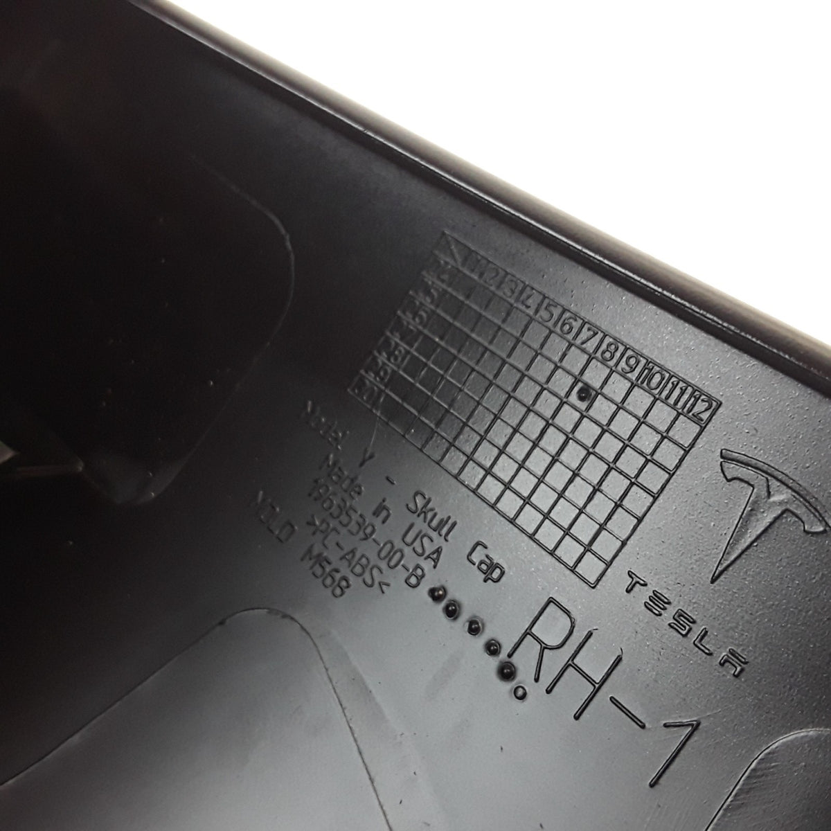 1963539-58-B Right Side Mirror Skull Cap Diamond For Tesla Model Y 2025 OEM New