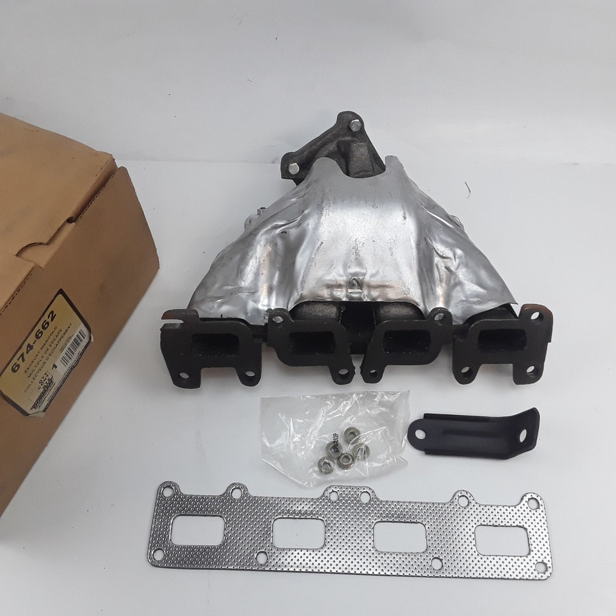 Exhaust Manifold Fits Chrysler PT Cruiser (2001 2002 2003 2004 2005 2006-2010)
