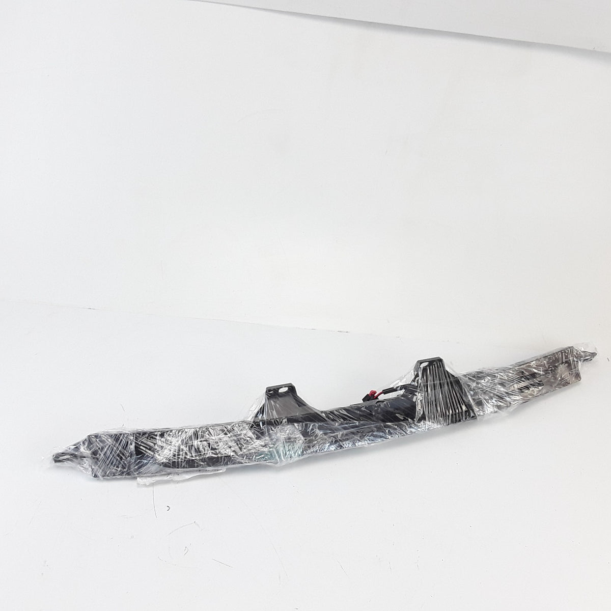 For Tesla Model Y Lamp Assembly Chmsl 2004605-SC-C